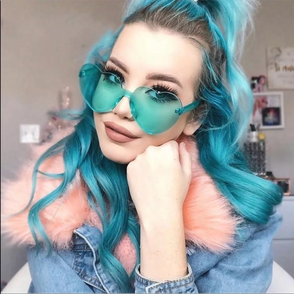 Dolls Kill Accessories - New Rimless Heart Acrylic Sunglasses